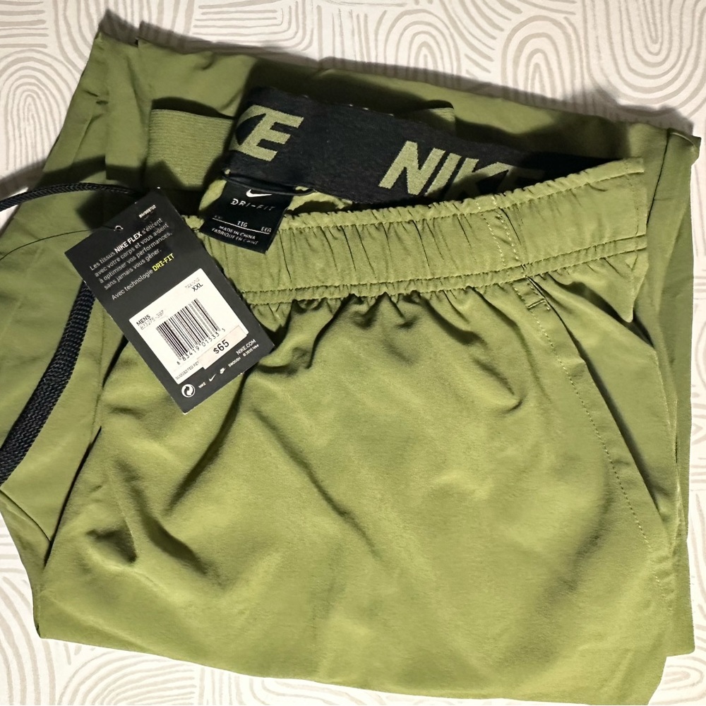 NWT Nike Flex Dri-fit Joggers